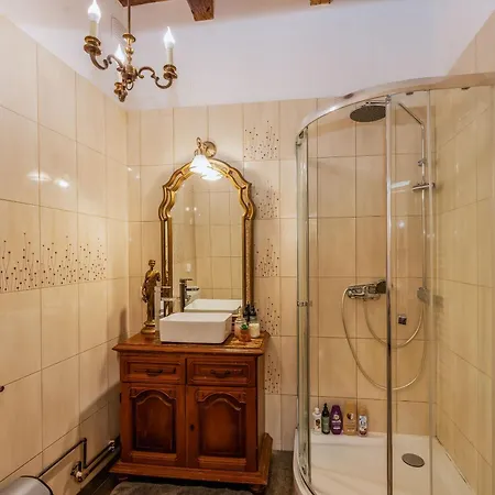 The Medieval Refuge Apartment *
